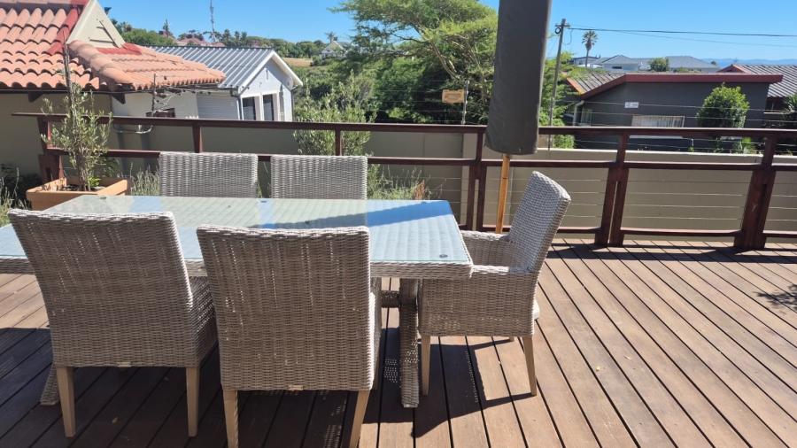 3 Bedroom Property for Sale in Jeffreys Bay Central Eastern Cape